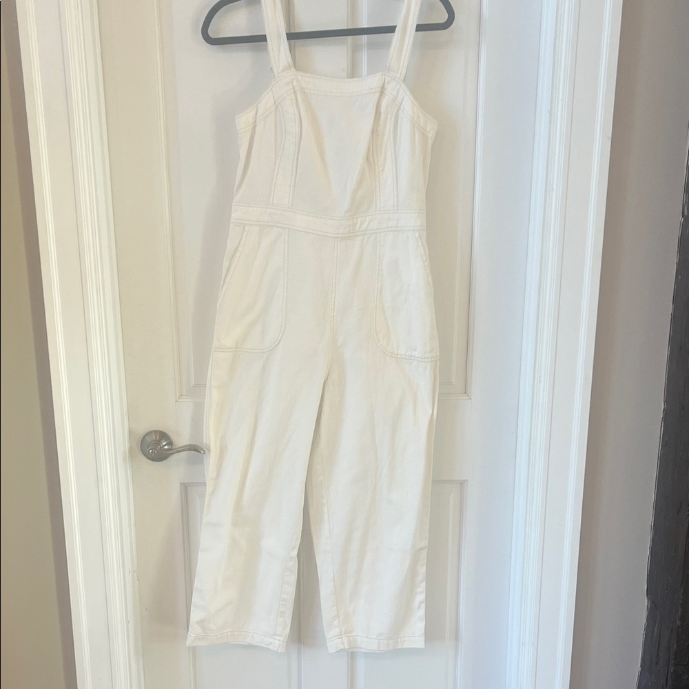 Creamy White Sleeveless Jumpsuit